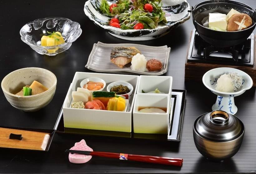 ريوكان Hatago Kintoen