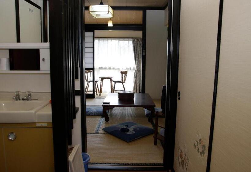 ريوكان Kajiyabekkan Ramakkoro Yamaneko Yado