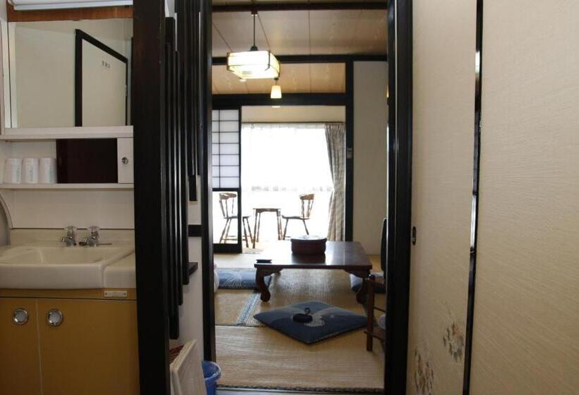 ريوكان Kajiyabekkan Ramakkoro Yamaneko Yado