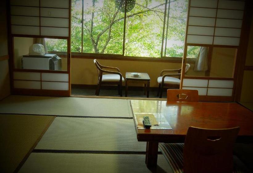 旅館 Yamanokami Onsen