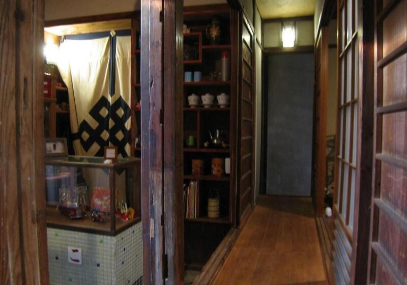 Small World Guest House   Hostel