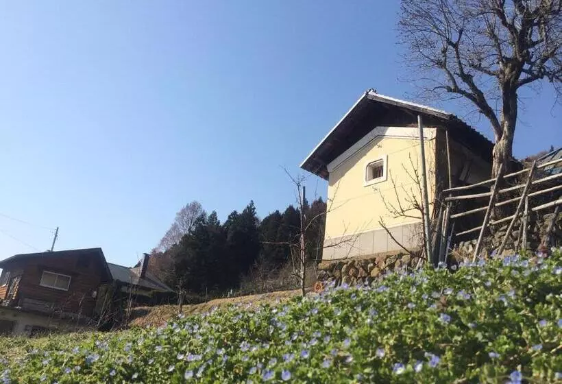 ریوکان Yudanaka Onsen Yamazakiya