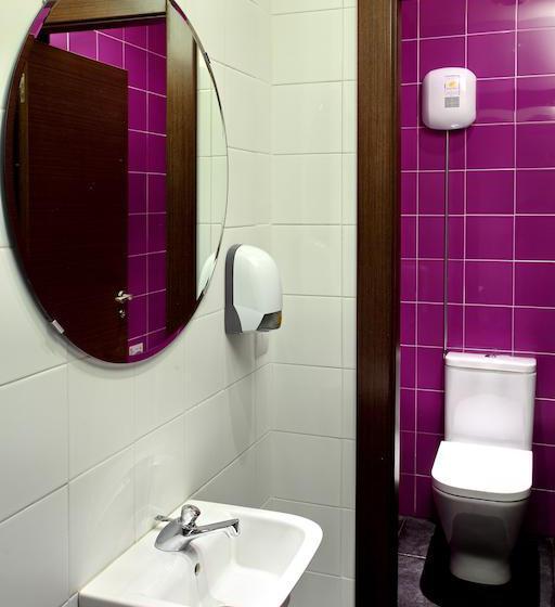 ユースホステル Check In Rioja