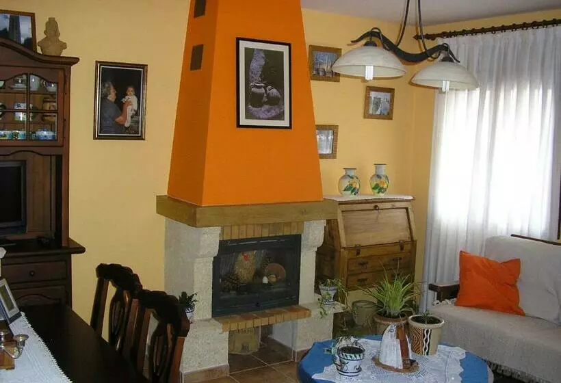 تختخواب و صبحانه Casa De La Paca