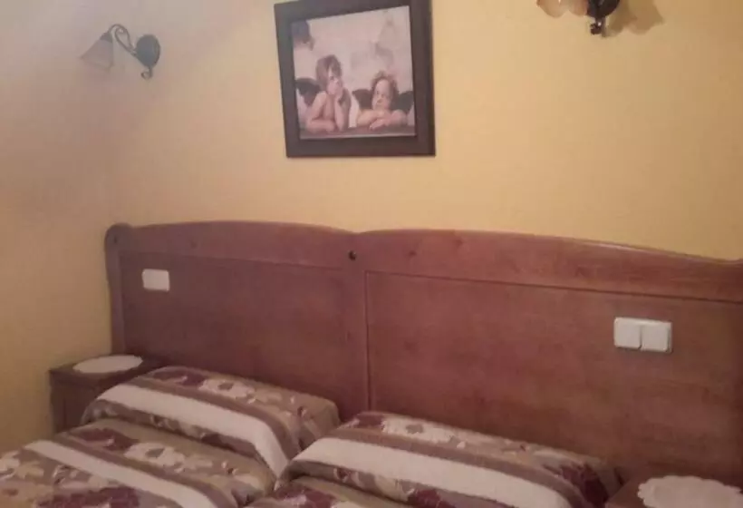 تختخواب و صبحانه Casa De La Paca