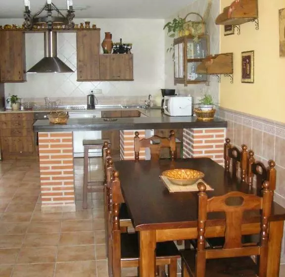 تختخواب و صبحانه Casa De La Paca