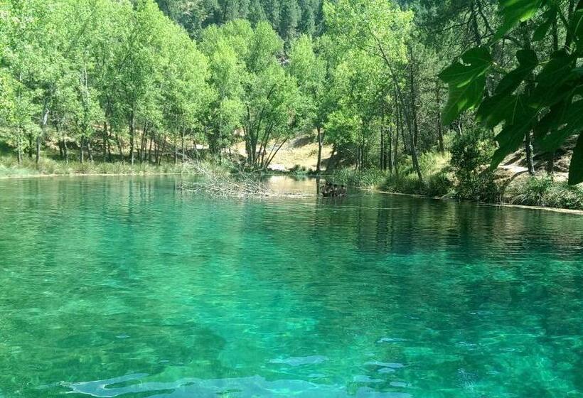تختخواب و صبحانه Chorros Del Río Mundo