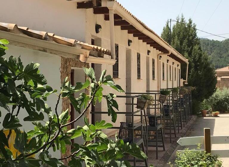 تختخواب و صبحانه Chorros Del Río Mundo