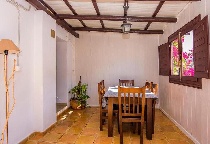 مبيت وإفطار Cortijo 4 Elementos