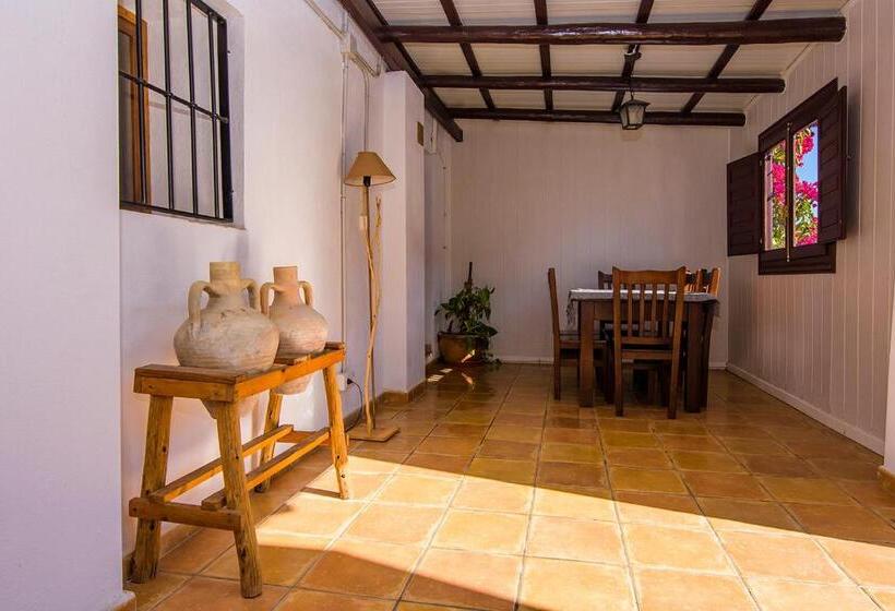 مبيت وإفطار Cortijo 4 Elementos