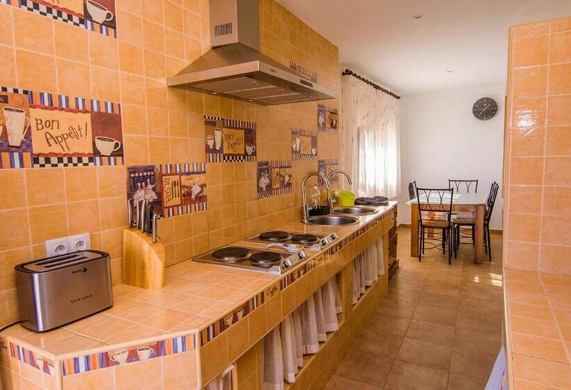 مبيت وإفطار Cortijo 4 Elementos