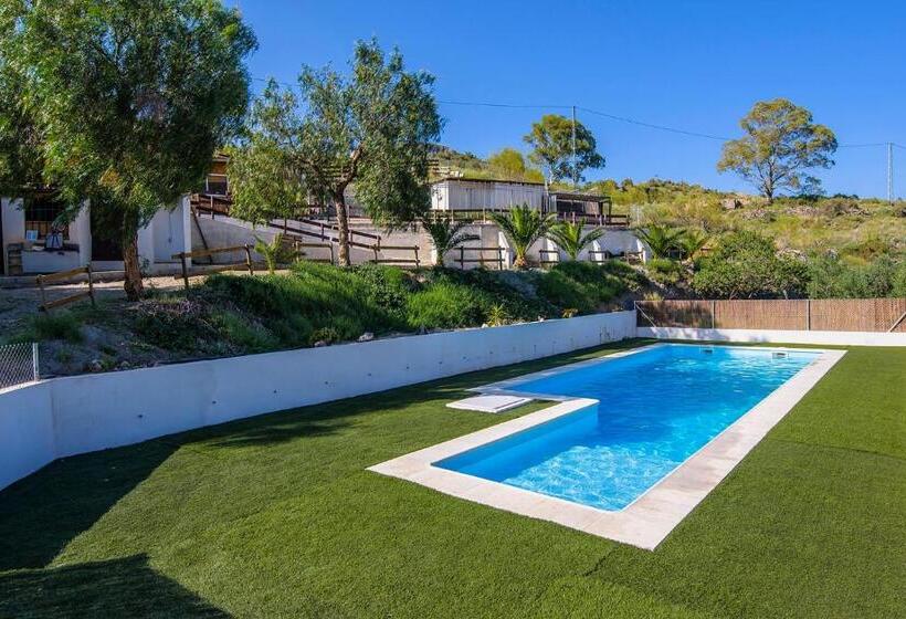 مبيت وإفطار Cortijo 4 Elementos