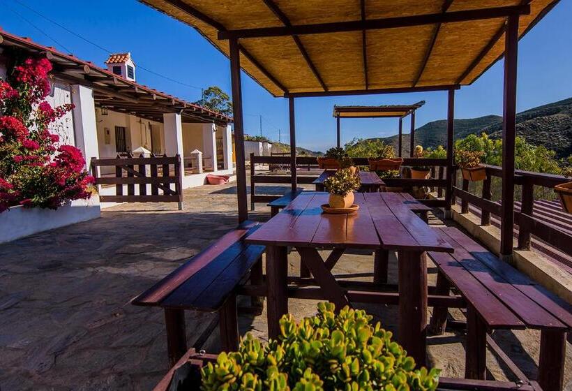 مبيت وإفطار Cortijo 4 Elementos