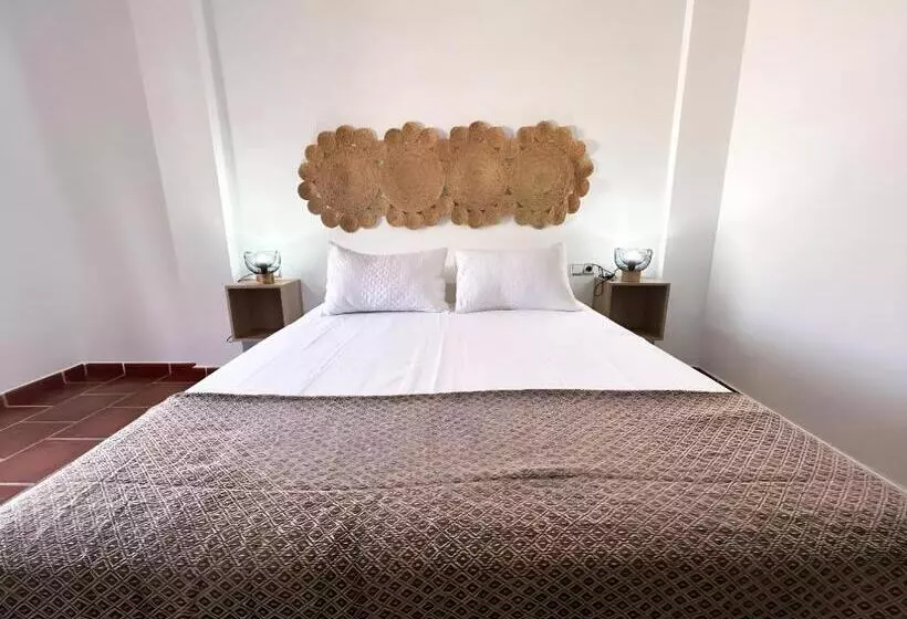 تختخواب و صبحانه El Lagar Pepe Hotel Staying