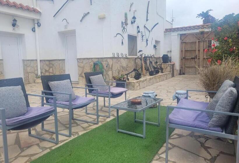 Bed and Breakfast La Llar De Laura