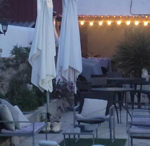 Bed and Breakfast La Llar De Laura