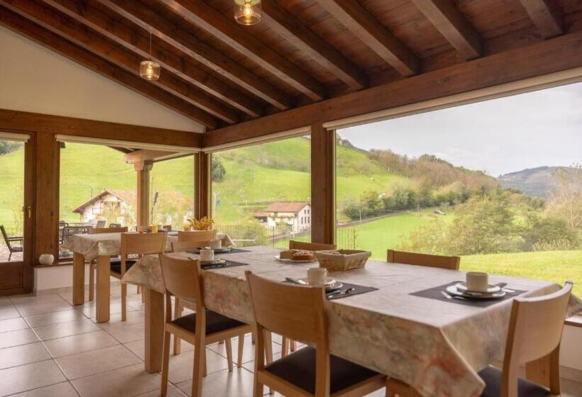 Bed and Breakfast Olagaraia - Adults Only