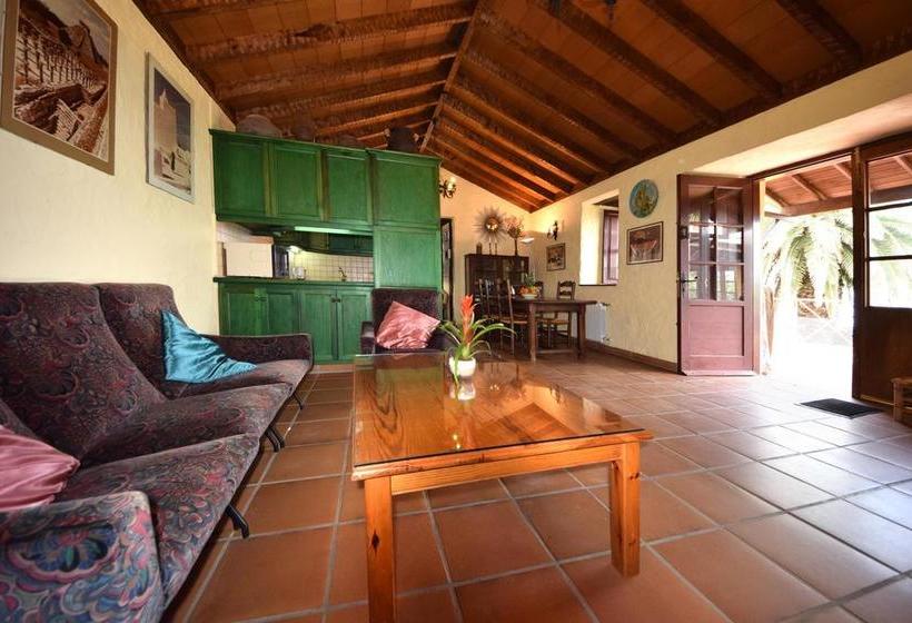 ホテル Casa Canarina