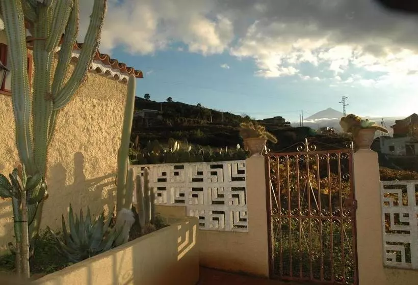 هتل Casa Canarina
