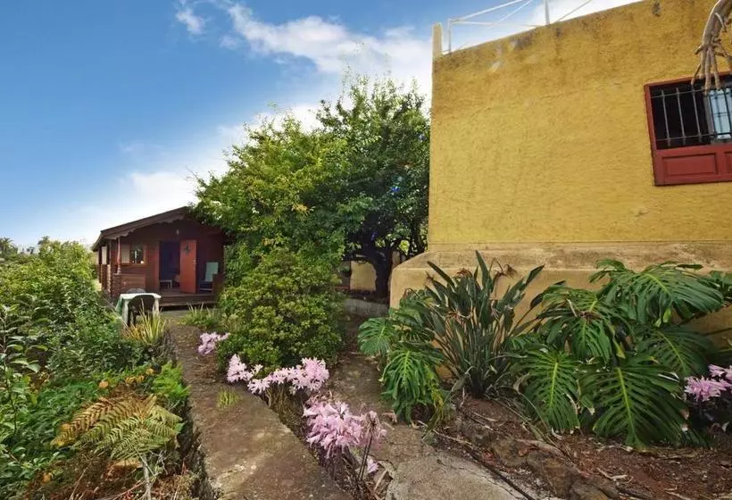هتل Casa Canarina