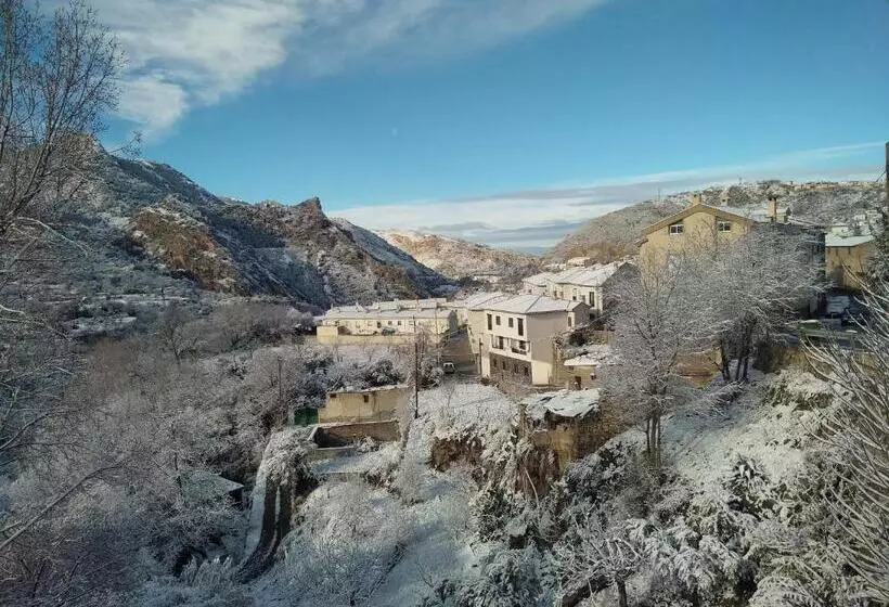 هتل Casa Rural Arroyo De La Greda