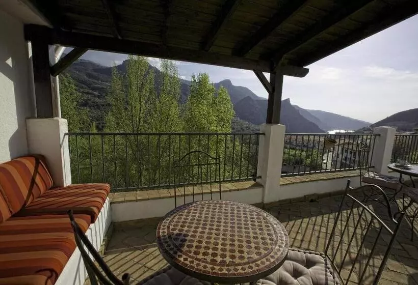 هتل Casa Rural Arroyo De La Greda