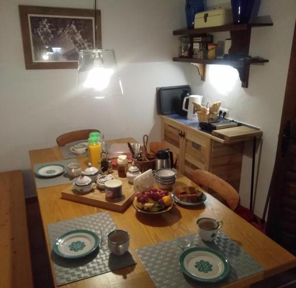 فندق Casa Rural Arroyo De La Greda