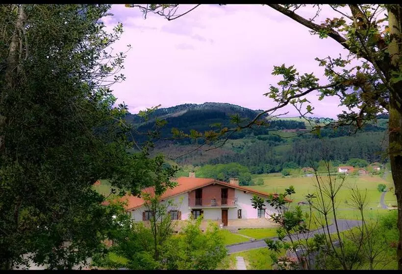 هتل Casa Rural Miamendi