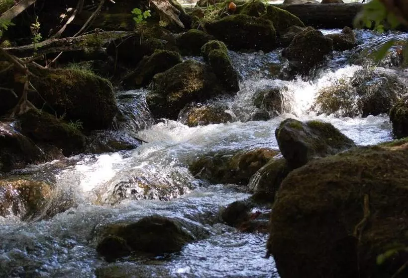 Hotelli El Rincón De Las Hoces Del Duratón