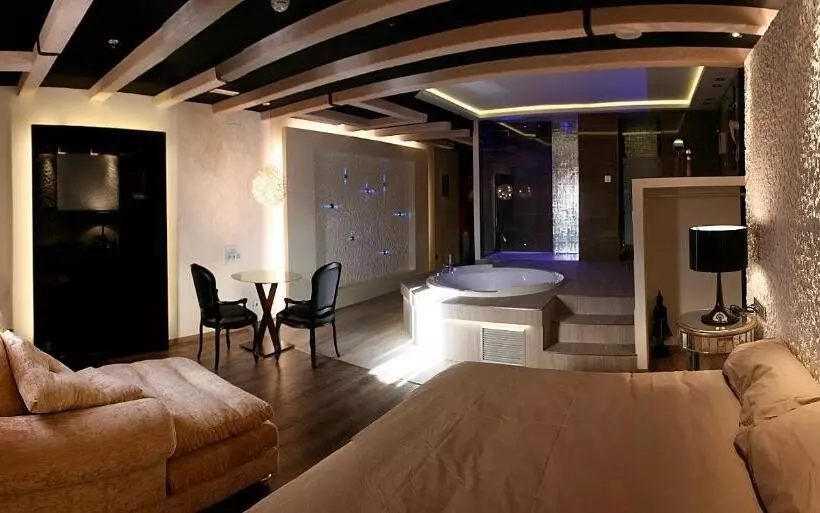 Hotel Kadrit