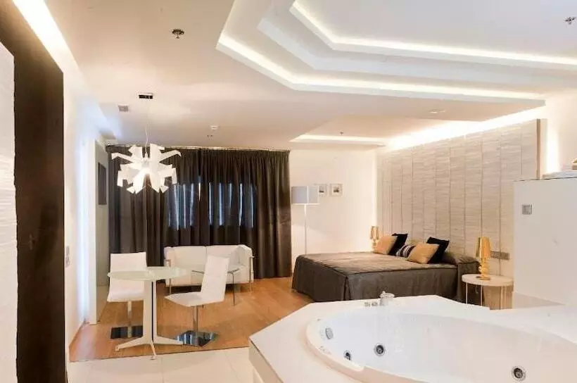 Hotel Kadrit