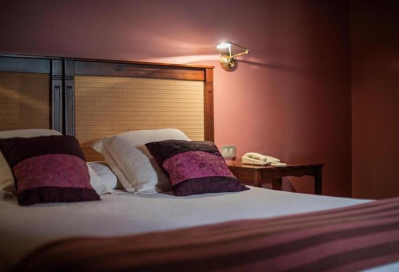 בית מלון כפרי Konbenio