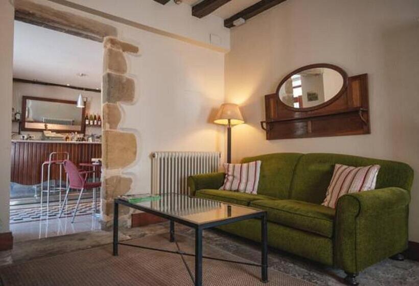 בית מלון כפרי Konbenio