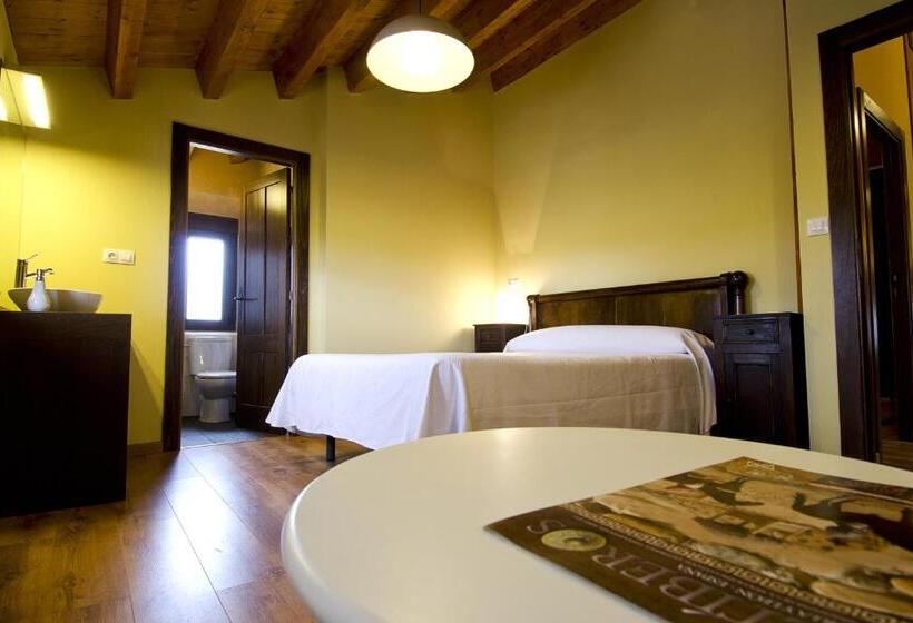 בית מלון כפרי La Casona De La Mesta