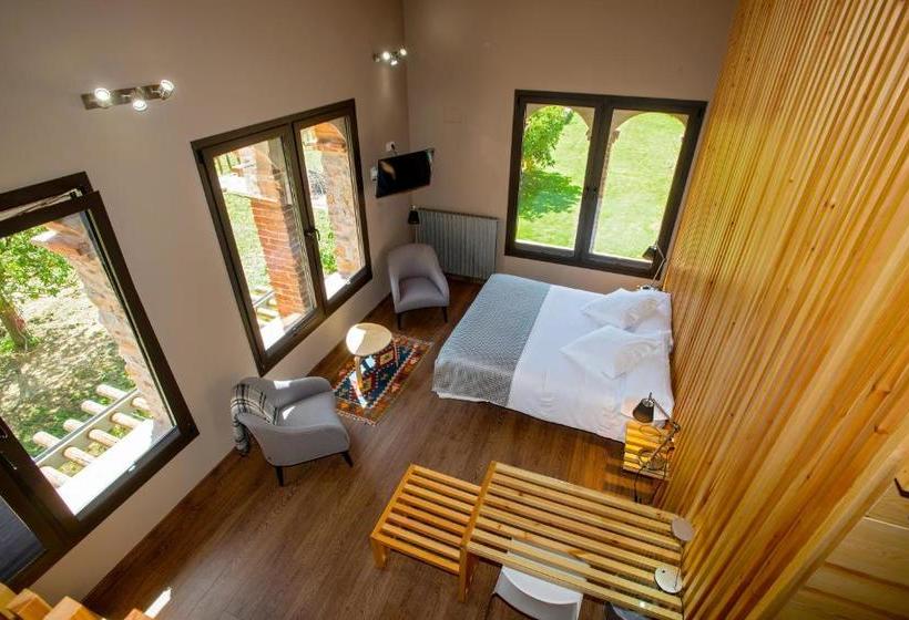 Отель Les Planes Del Grau