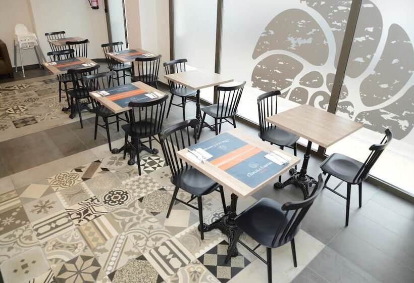 هتل L'escala Centre