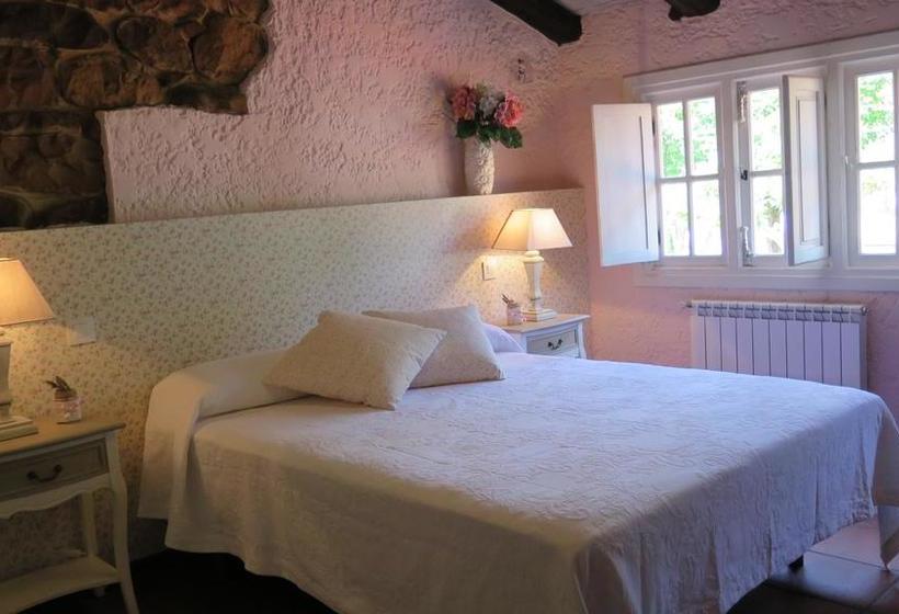 فندق Posada Rural La Flor Del Nogal