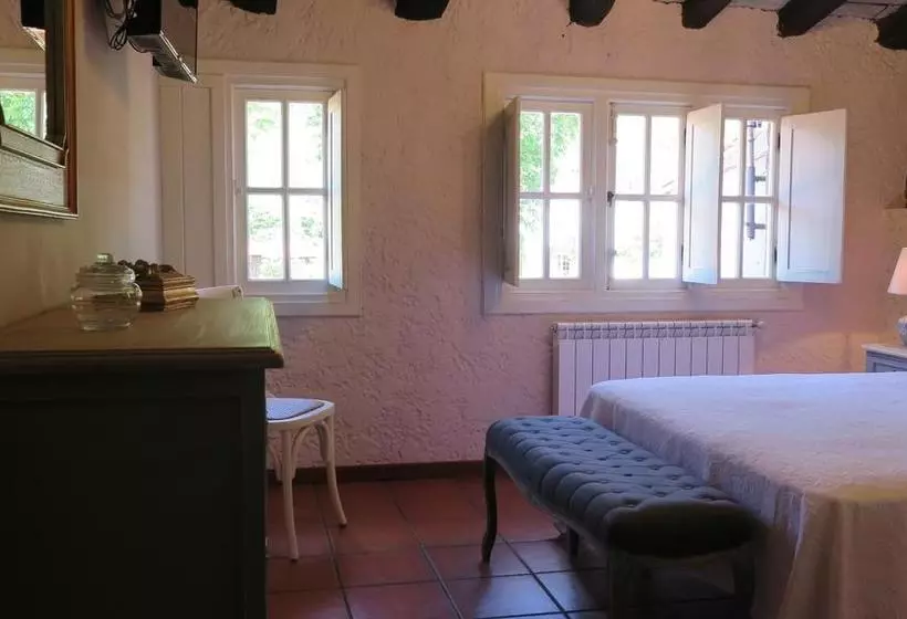 ホテル Posada Rural La Flor Del Nogal