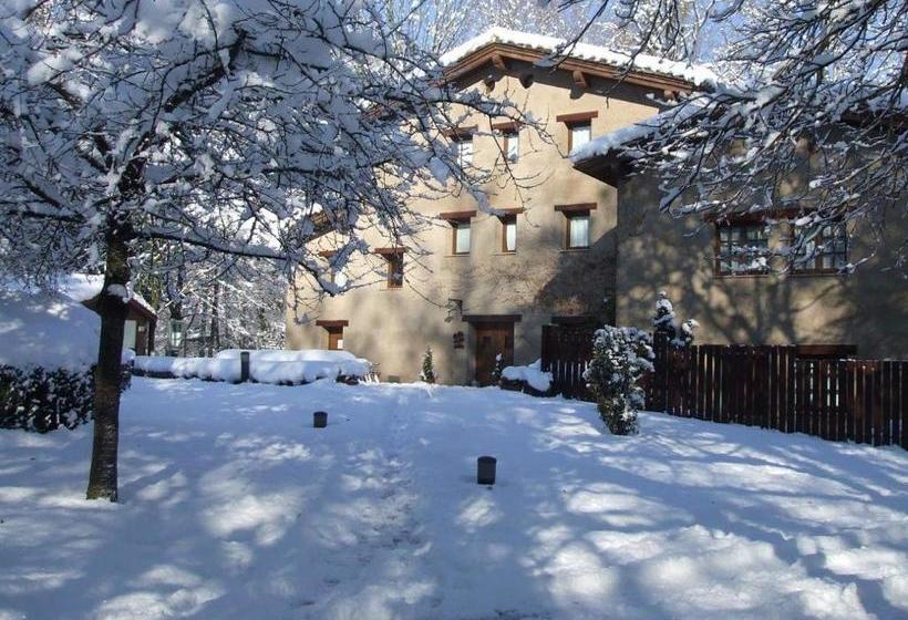 Hotel Rural Can Blanc