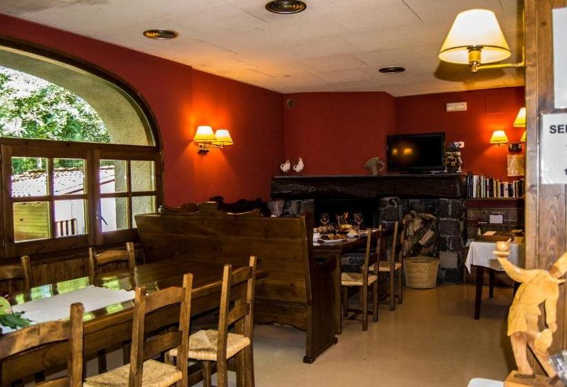 Hotel Rural Can Blanc