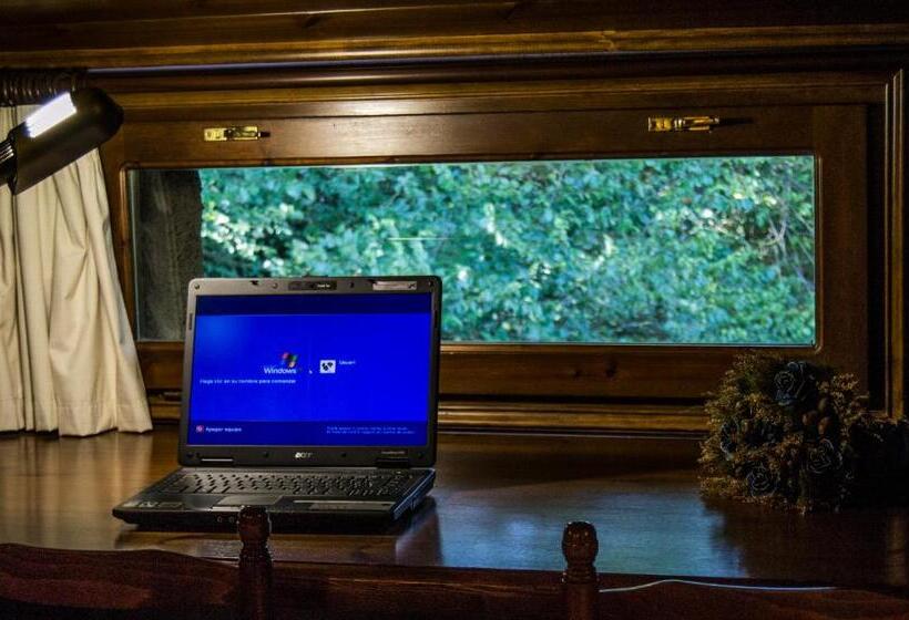 Hotel Rural Can Blanc