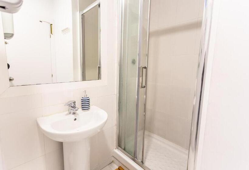 La Cocotera Boutique Hostel & Coworking