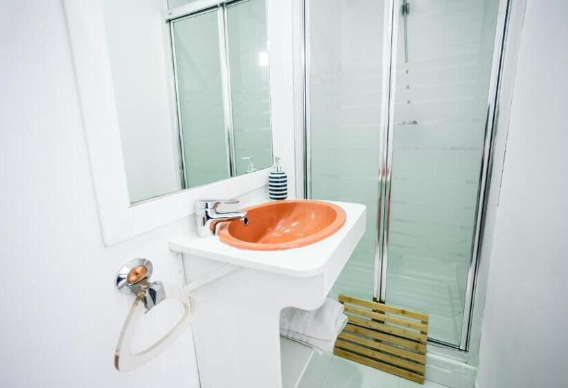 La Cocotera Boutique Hostel & Coworking