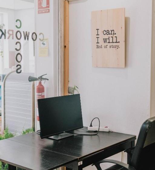 La Cocotera Boutique Hostel & Coworking