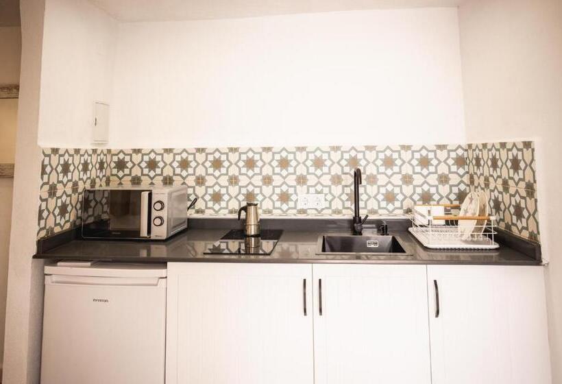 La Cocotera Boutique Hostel & Coworking