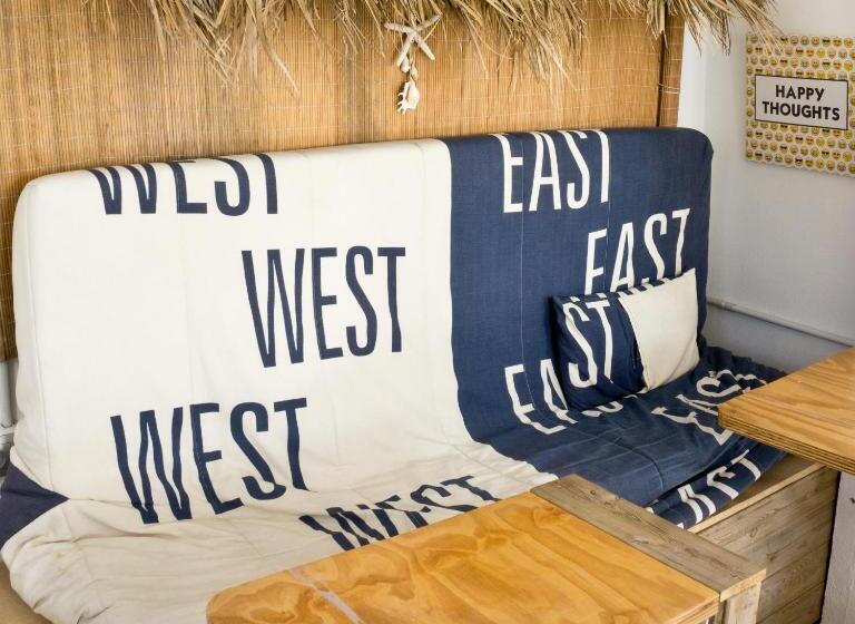 La Cocotera Boutique Hostel & Coworking