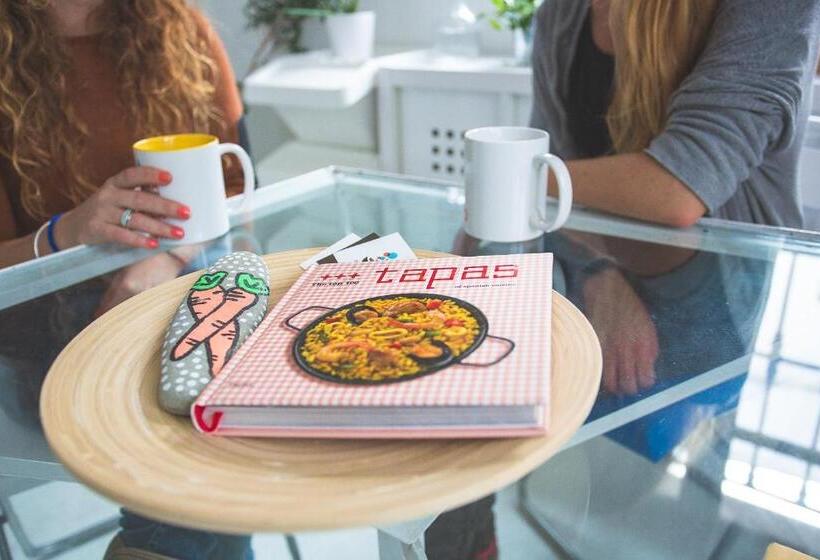 La Cocotera Boutique Hostel & Coworking