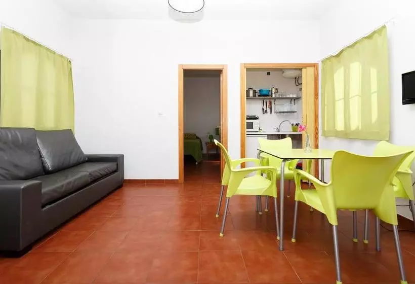 اقامتگاه Camping La Sierrecilla