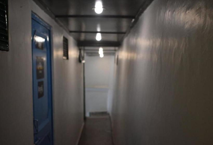 فندق صغير Bunkotel