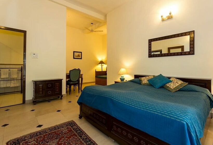 Eleven Bed & Breakfast